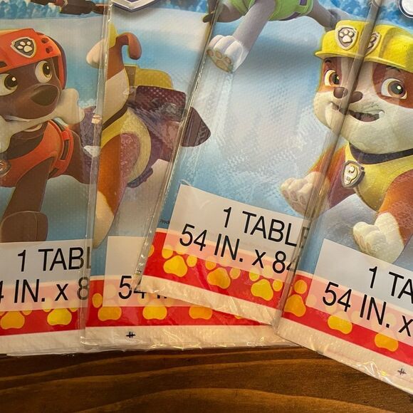 Paw Patrol New Party Table Cloths 54x81 inches Set of 5! - Picture 7 of 9